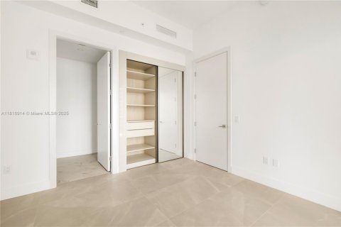 Copropriété à vendre à Sunny Isles Beach, Floride: 2 chambres, 128.95 m2 № 1772590 - photo 18