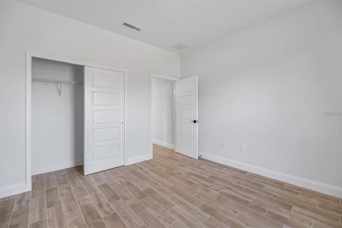 House in Palm Coast, Florida 4 bedrooms, 167.22 sq.m. № 1777299 - photo 17