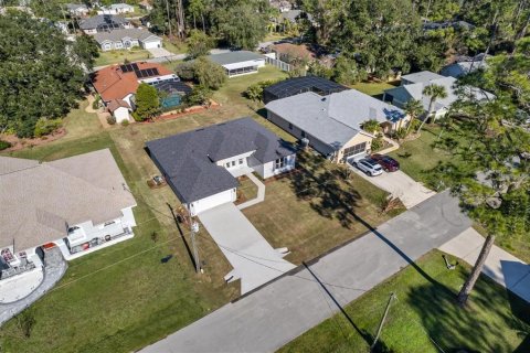 House in Palm Coast, Florida 4 bedrooms, 167.22 sq.m. № 1777299 - photo 2
