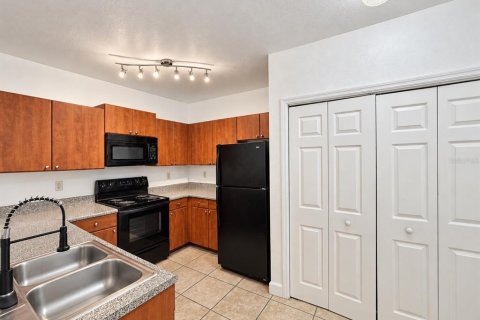 Copropriété à louer à Orlando, Floride: 2 chambres, 112.88 m2 № 2404758 - photo 9
