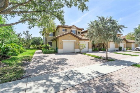 Copropriété à vendre à Parkland, Floride: 3 chambres, 130.16 m2 № 2370260 - photo 2