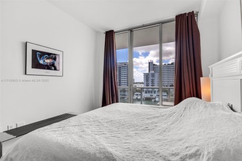 Купить кондоминиум в Норт-Бей-Виллидж, Флорида 2 спальни, 103.4м2, № 1943079 - фото 26