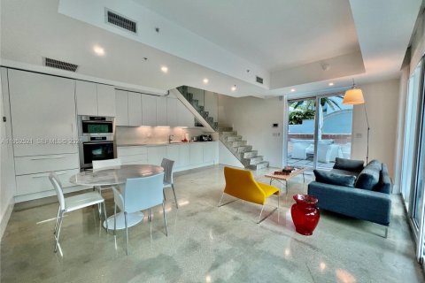 Condominio en alquiler en Miami Beach, Florida, 3 dormitorios, 143.63 m2 № 2054439 - foto 11