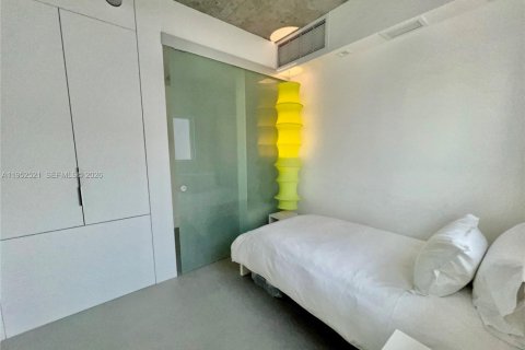 Condominio en alquiler en Miami Beach, Florida, 3 dormitorios, 143.63 m2 № 2054439 - foto 21