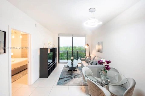 Снять в аренду кондоминиум в Дорал, Флорида 1 спальня, 63.73м2, № 1948550 - фото 13