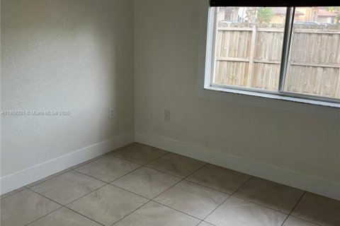 Купить виллу или дом в Майами, Флорида 4 спальни, 173.45м2, № 1935727 - фото 16