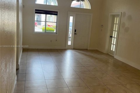 Купить виллу или дом в Майами, Флорида 4 спальни, 173.45м2, № 1935727 - фото 18