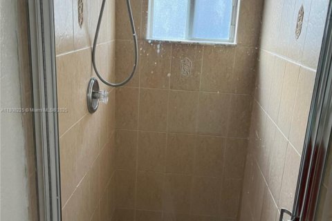 Купить виллу или дом в Майами, Флорида 4 спальни, 173.45м2, № 1935727 - фото 9