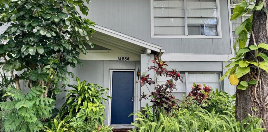 Townhouse in Lutz, Florida 2 bedrooms, 102.38 sq.m. № 1832217
