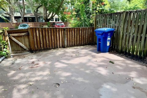 Townhouse in Lutz, Florida 2 bedrooms, 102.38 sq.m. № 1832217 - photo 20
