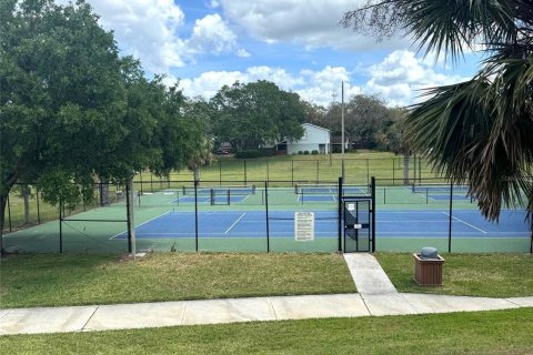 Townhouse in Lutz, Florida 2 bedrooms, 102.38 sq.m. № 1832217 - photo 27