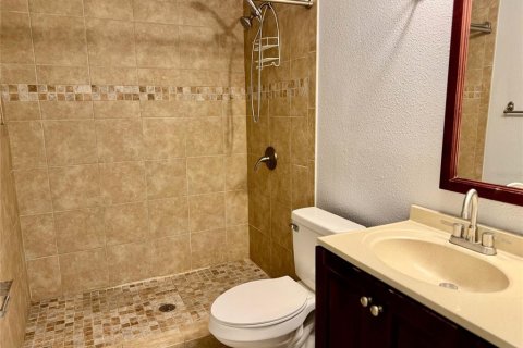 Townhouse in Lutz, Florida 2 bedrooms, 102.38 sq.m. № 1832217 - photo 12