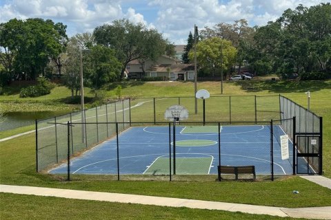 Townhouse in Lutz, Florida 2 bedrooms, 102.38 sq.m. № 1832217 - photo 22