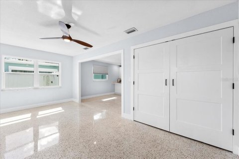 Casa en venta en New Port Richey, Florida, 2 dormitorios, 91.6 m2 № 2383792 - foto 19