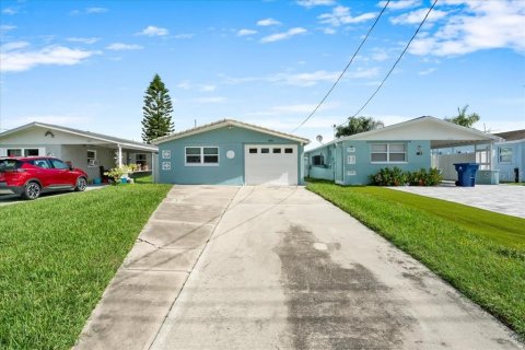 Casa en venta en New Port Richey, Florida, 2 dormitorios, 91.6 m2 № 2383792 - foto 4