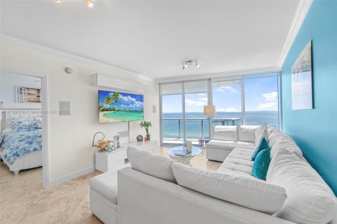 Copropriété à louer à Sunny Isles Beach, Floride: 1 chambre, 80.08 m2 № 1845749 - photo 2