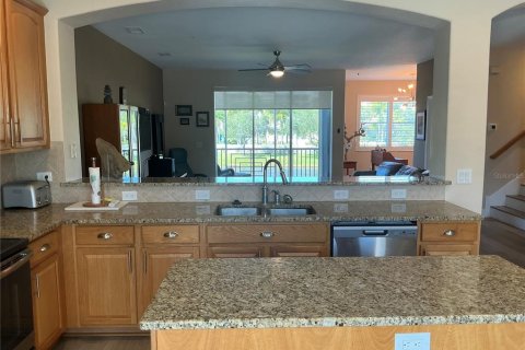 Townhouse in Seminole, Florida 3 bedrooms, 193.98 sq.m. № 2427076 - photo 15