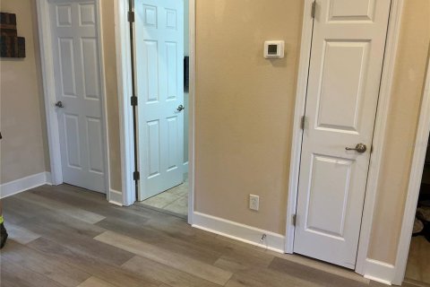 Townhouse in Seminole, Florida 3 bedrooms, 193.98 sq.m. № 2427076 - photo 25