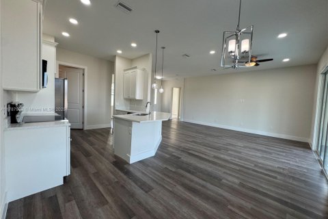House in LaBelle, Florida 3 bedrooms, 155.43 sq.m. № 1736067 - photo 18