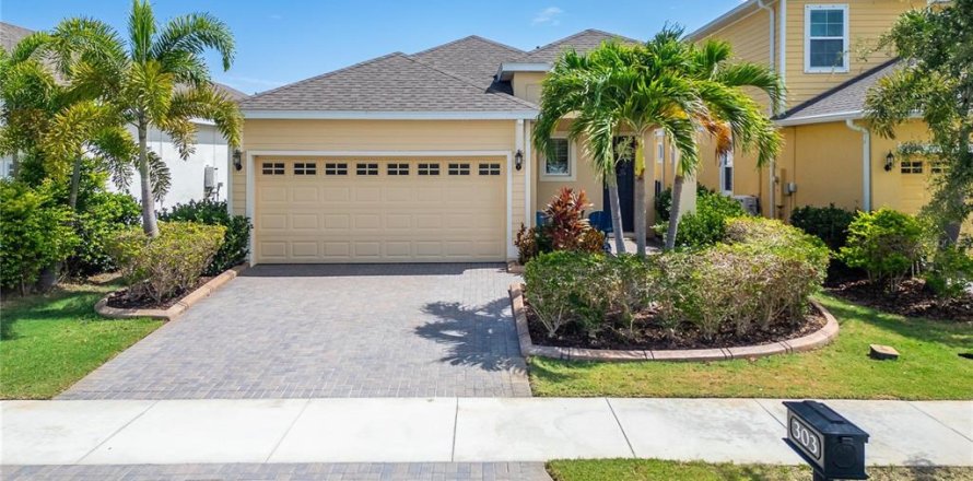 House in Apollo Beach, Florida 3 bedrooms, 140.47 sq.m. № 2142286