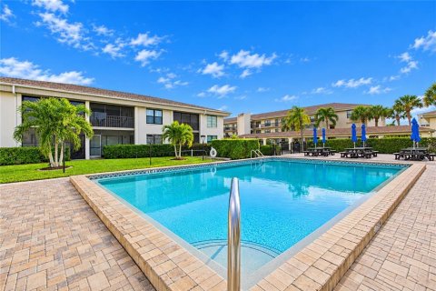 Copropriété à vendre à Punta Gorda, Floride: 2 chambres, 103.21 m2 № 2433335 - photo 29