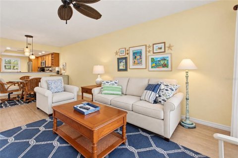 Copropriété à vendre à Punta Gorda, Floride: 2 chambres, 103.21 m2 № 2433335 - photo 8