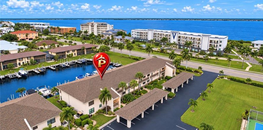 Condo à Punta Gorda, Floride, 2 chambres  № 2433335