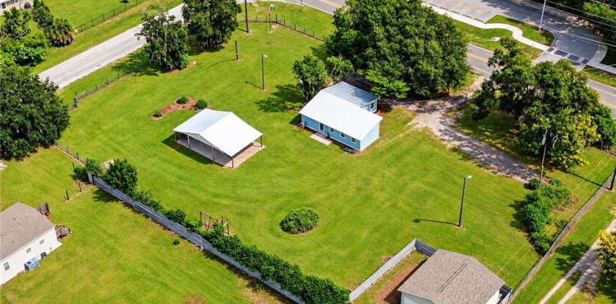 Villa ou maison à Plant City, Floride 2 chambres, 158.31 m2 № 2398273