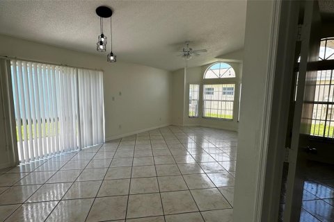 House in Kissimmee, Florida 3 bedrooms, 102.84 sq.m. № 1882883 - photo 20