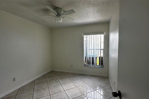 House in Kissimmee, Florida 3 bedrooms, 102.84 sq.m. № 1882883 - photo 16