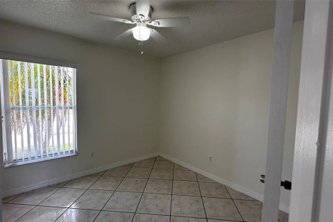 House in Kissimmee, Florida 3 bedrooms, 102.84 sq.m. № 1882883 - photo 15