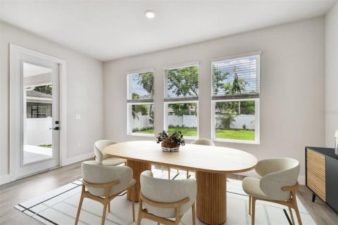 Casa en venta en Tampa, Florida, 4 dormitorios, 247.12 m2 № 1837646 - foto 14