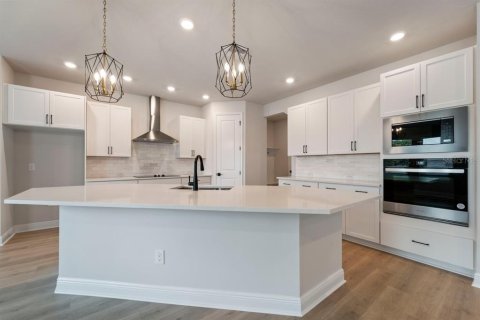 Casa en venta en Tampa, Florida, 4 dormitorios, 247.12 m2 № 1837646 - foto 5
