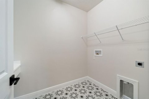 Casa en venta en Tampa, Florida, 4 dormitorios, 247.12 m2 № 1837646 - foto 9