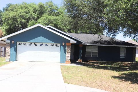Casa en Ocala, Florida 3 dormitorios, 138.05 m2 № 2114923