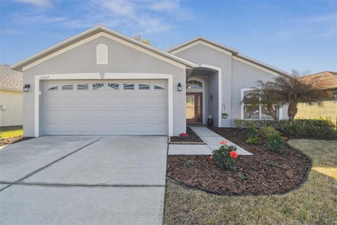 House in Hudson, Florida 2 bedrooms, 141.4 sq.m. № 1772973 - photo 1