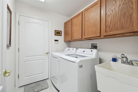 House in Hudson, Florida 2 bedrooms, 141.4 sq.m. № 1772973 - photo 25