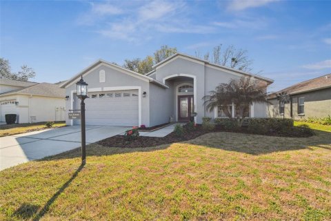 House in Hudson, Florida 2 bedrooms, 141.4 sq.m. № 1772973 - photo 3
