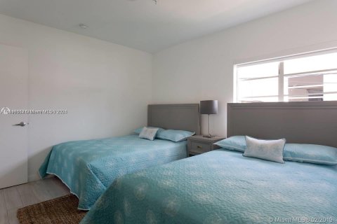 Condo in Miami Beach, Florida, 2 bedrooms  № 1867120 - photo 14