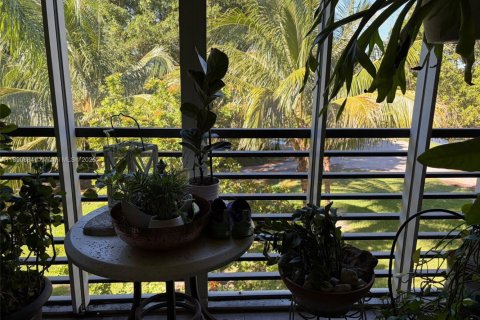 Купить кондоминиум в Тамарак, Флорида 2 спальни, 80.36м2, № 1944591 - фото 20