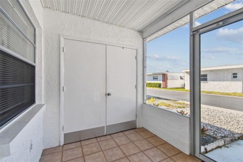 Villa ou maison à louer à Largo, Floride: 2 chambres, 71.35 m2 № 1615609 - photo 8