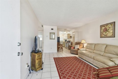 Villa ou maison à louer à Largo, Floride: 2 chambres, 71.35 m2 № 1615609 - photo 12