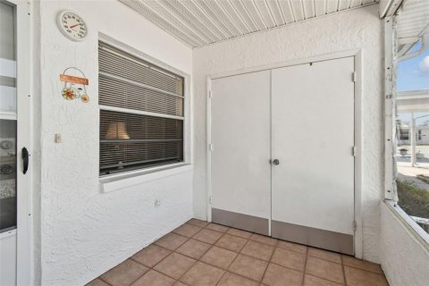 Villa ou maison à louer à Largo, Floride: 2 chambres, 71.35 m2 № 1615609 - photo 7