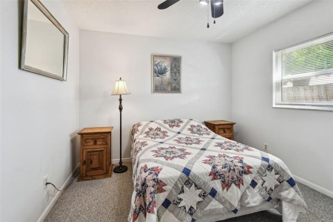 Villa ou maison à louer à Largo, Floride: 2 chambres, 71.35 m2 № 1615609 - photo 25