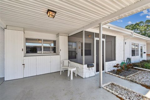 Villa ou maison à louer à Largo, Floride: 2 chambres, 71.35 m2 № 1615609 - photo 4