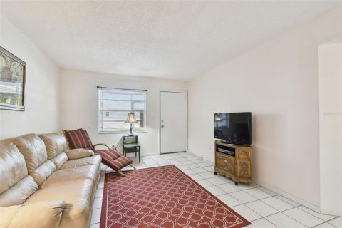Villa ou maison à louer à Largo, Floride: 2 chambres, 71.35 m2 № 1615609 - photo 15