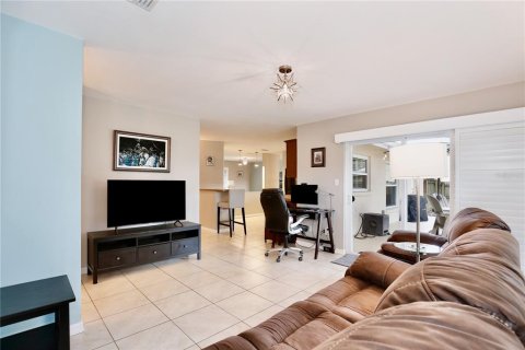 Casa en venta en Orlando, Florida, 3 dormitorios, 143.44 m2 № 1849574 - foto 15