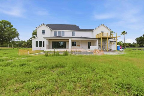 House in Sarasota, Florida 6 bedrooms, 423.17 sq.m. № 2211942 - photo 22