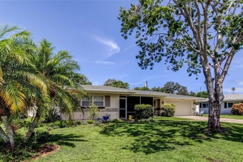 Villa ou maison à vendre à Clearwater, Floride: 3 chambres, 152.17 m2 № 1796706 - photo 3