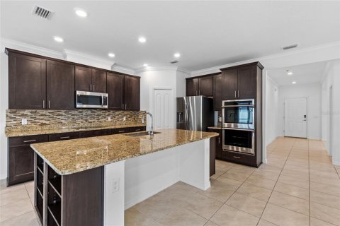 Casa en venta en Newberry, Florida, 6 dormitorios, 292.36 m2 № 1765248 - foto 6